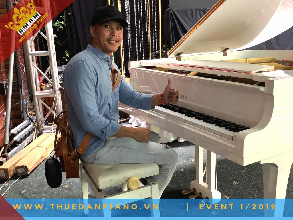 grand piano white event_006