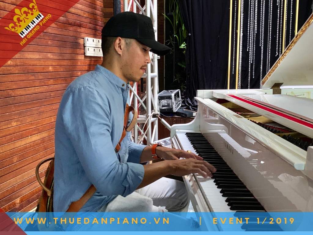 grand piano white event_007