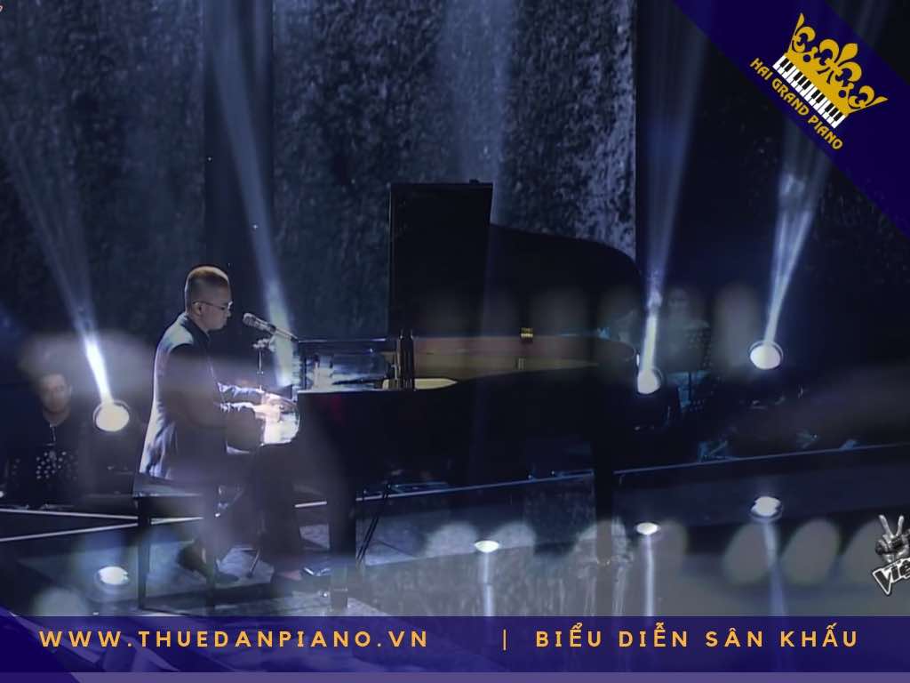 thue dan piano grand san khau_002