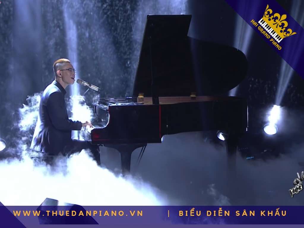 thue dan piano grand san khau_003
