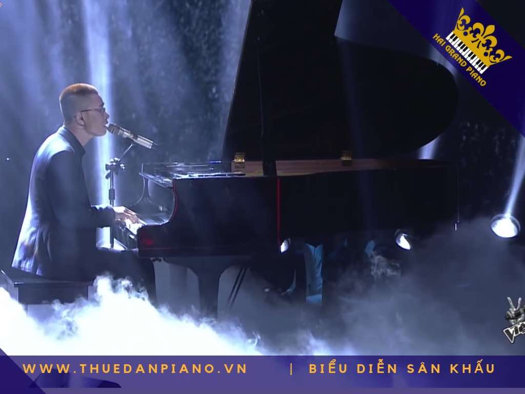 thue dan piano grand san khau_006