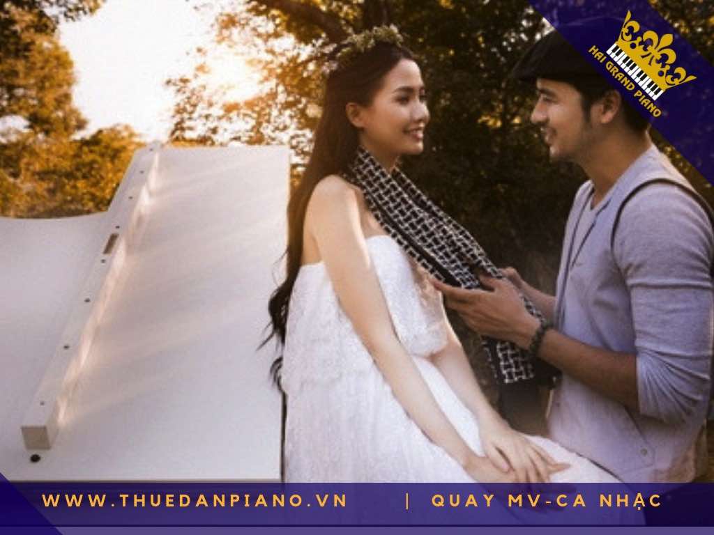 thue dan piano grand  quay mv vt_001