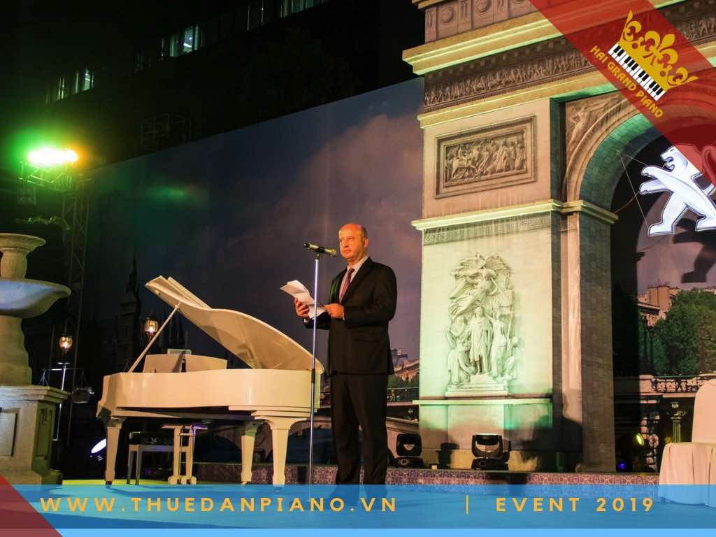 thue dan pịano event q1_001