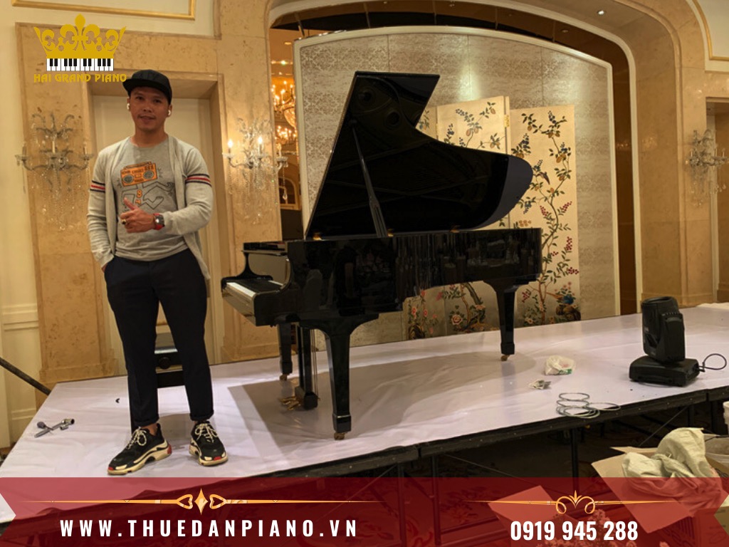 thue-grand-piano-1