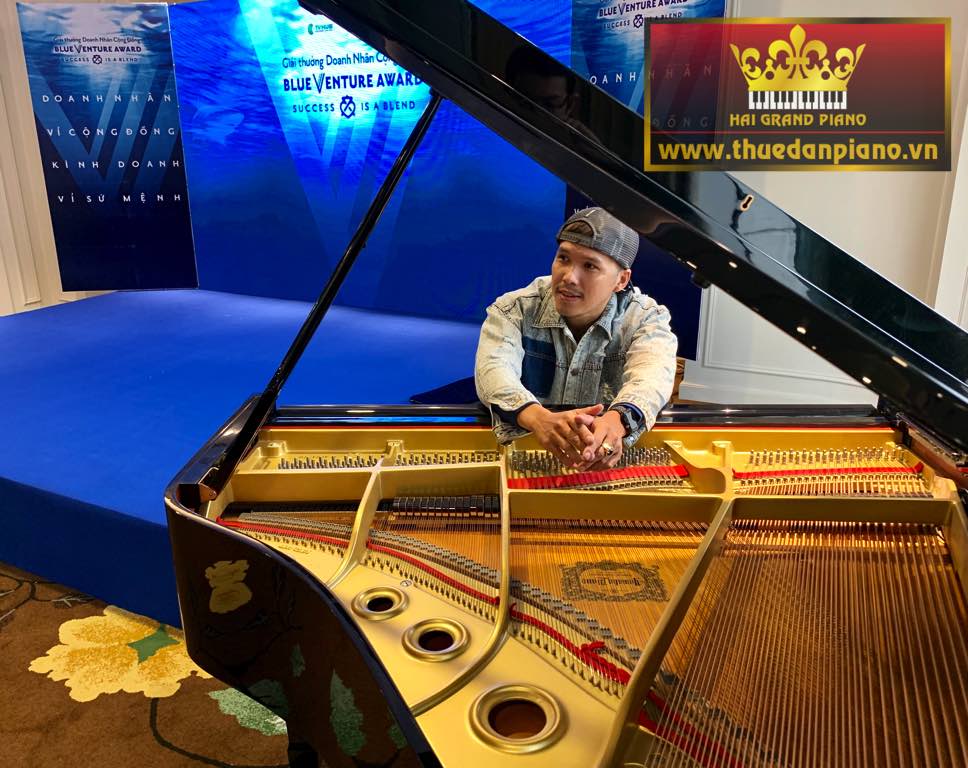GRAND-PIANO-YAMAHA-BABY-1