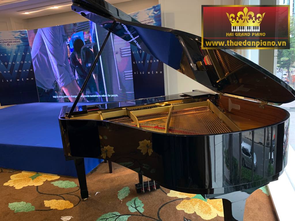 GRAND-PIANO-YAMAHA-BABY-4