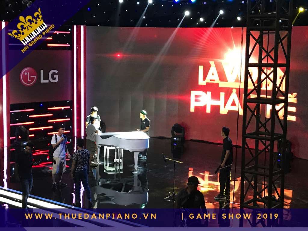 thue dan piano gia re 17