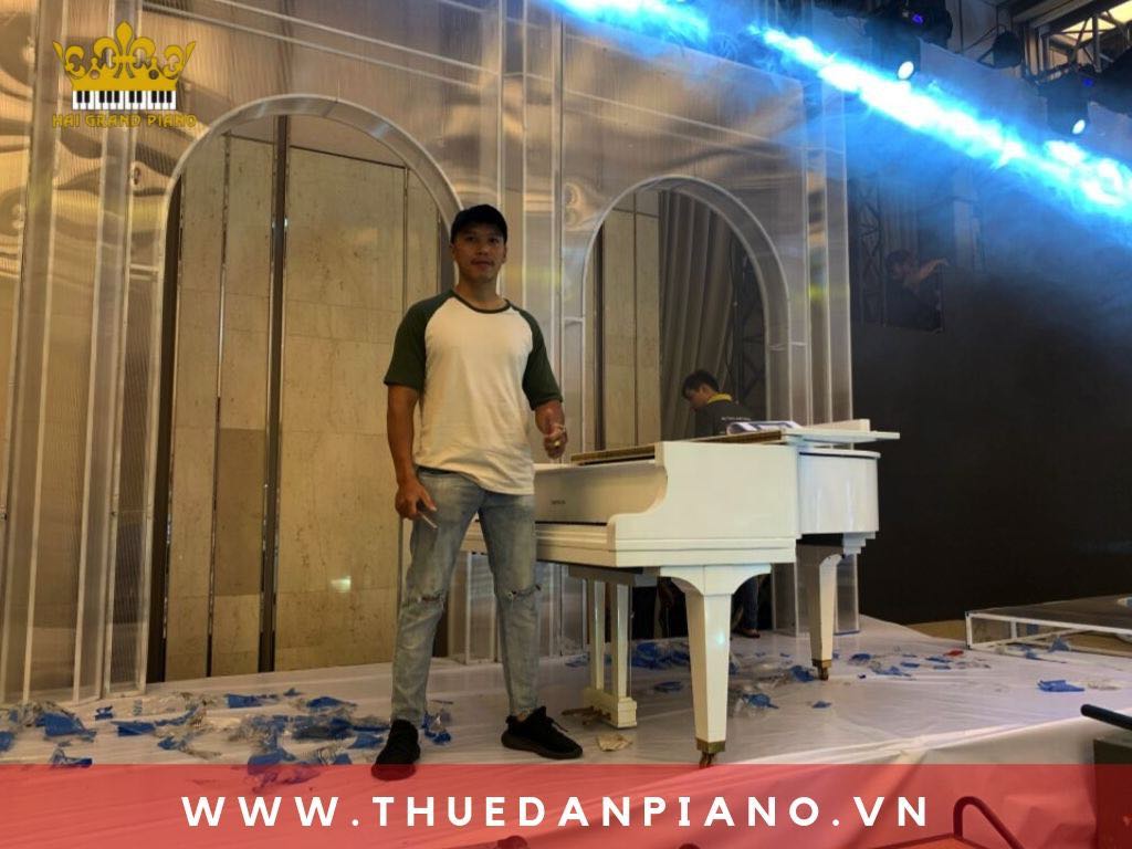 cho-thue-piano-tiec-cuoi-quan-1