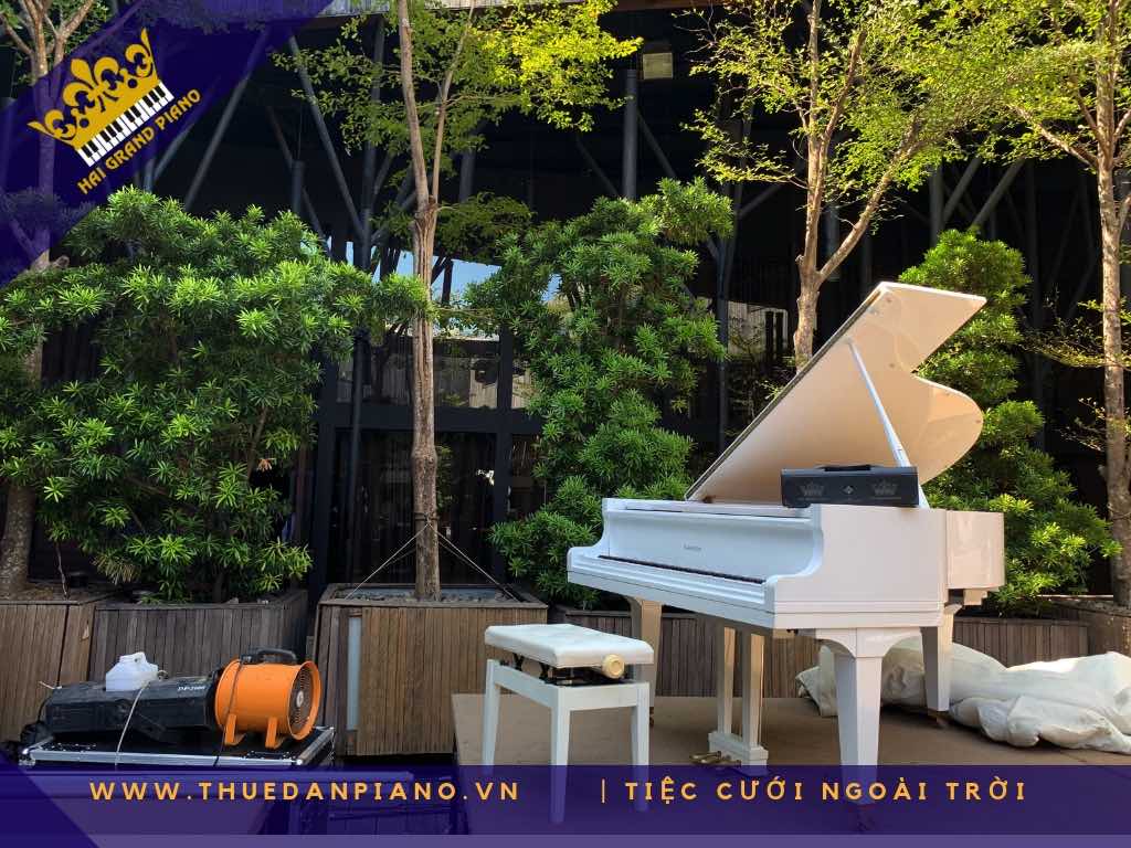 thue-piano-tiec-cuoi-ngoai-troi_002